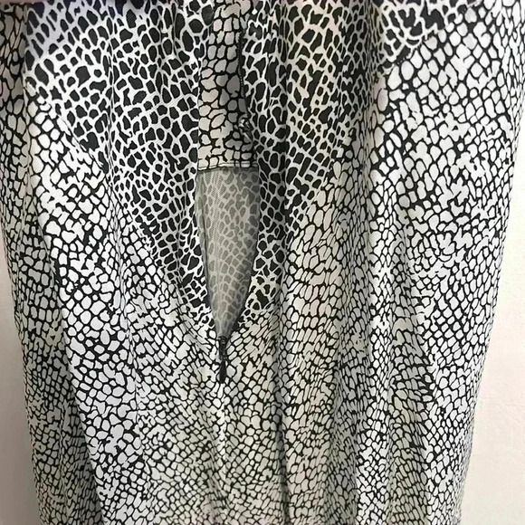 BNWT maje ASYMMETRIC ANIMAL PRINT  OCCASION DRESS size 38 - Picture 6 of 6